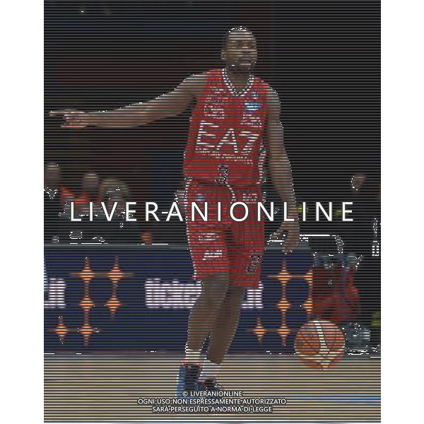 Beko Lega Basket Serie A 2015/2016 Giornata 15 Milano - 02.01.2016 EA7 Emporio Armani Milano-Banco di Sardegna Sassari Nella Foto:Lafayette Oliver /Ph.Vitez-Ag. Aldo Liverani
