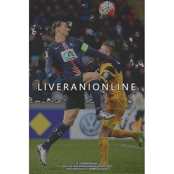 Zlatan IBRAHIMOVIC / Pierre PLANQUE - 03.01.2016 - Wasquehal / PSG - 32es Coupe de France Photo: Dave Winter / Icon Sport /AGENZIA ALDO LIVERANI SAS - - ITALY ONLY - EDITORIAL USE ONLY -