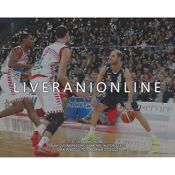 Lega Basket serie A, 15» giornata, Consultinvest Pesaro vs Manital Torino 04/01/2016 nella foto: JACOPO GIACHETTI, CERCA UN ASSIST, ©CLAUDIO ZAMAGNI/AGENZIA ALDO LIVERANI S.A.S.