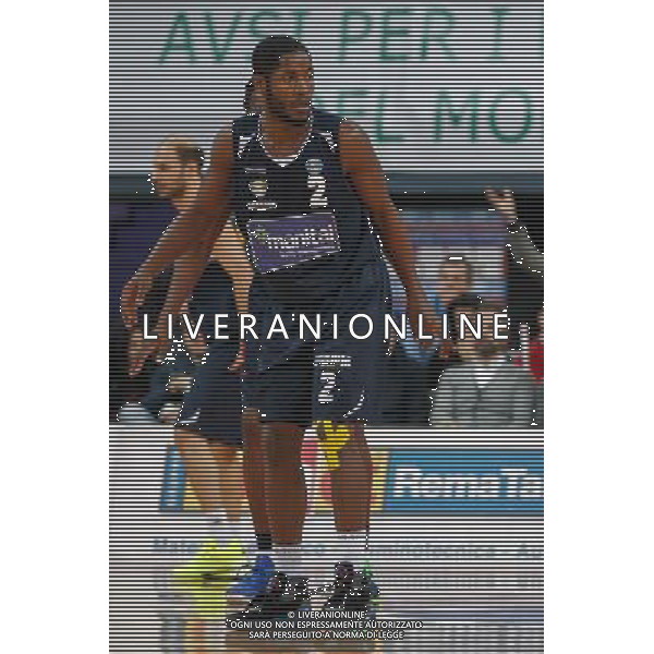 Lega Basket serie A, 15» giornata, Consultinvest Pesaro vs Manital Torino 04/01/2016 nella foto: JEROME DYSON, MANITAL TORINO, PERPLESSO, ©CLAUDIO ZAMAGNI/AGENZIA ALDO LIVERANI S.A.S.