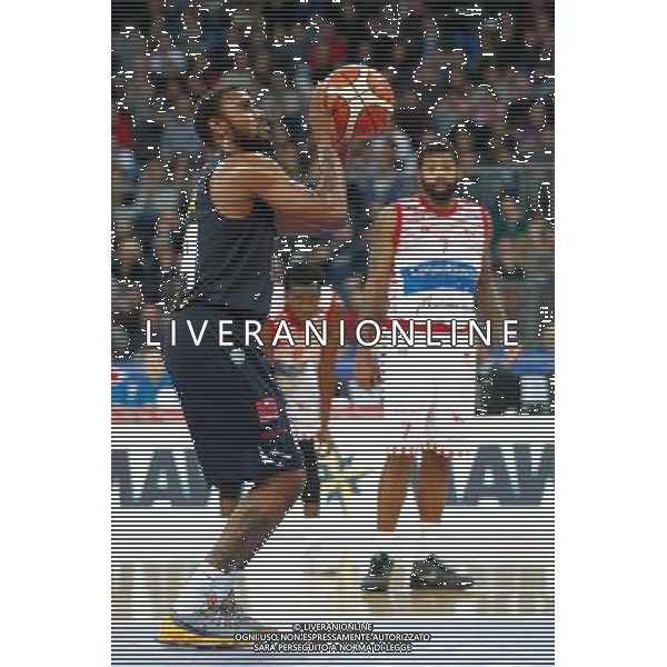 Lega Basket serie A, 15» giornata, Consultinvest Pesaro vs Manital Torino 04/01/2016 nella foto: IAN MILLER, MANITAL TORINO, AL TIRO LIBERO, ©CLAUDIO ZAMAGNI/AGENZIA ALDO LIVERANI S.A.S.