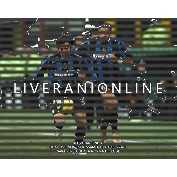 Milano 16/02/2005 coppa italia tim 2004/05 inter-atalanta 3:0 nella foto recoba e adriano ph marco luzzani/ag aldo liverani s.a.s.