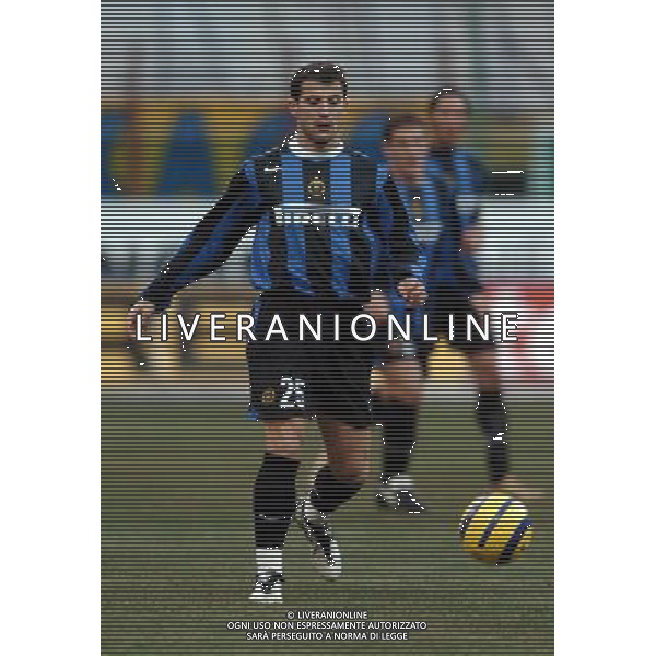 Milano 16/02/2005 coppa italia tim 2004/05 inter-atalanta 3:0 nella foto stankovic dejan ph marco luzzani/ag aldo liverani s.a.s.