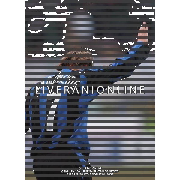Milano 16/02/2005 coppa italia tim 2004/05 inter-atalanta 3:0 nella foto van der meyde ph marco luzzani/ag aldo liverani s.a.s.