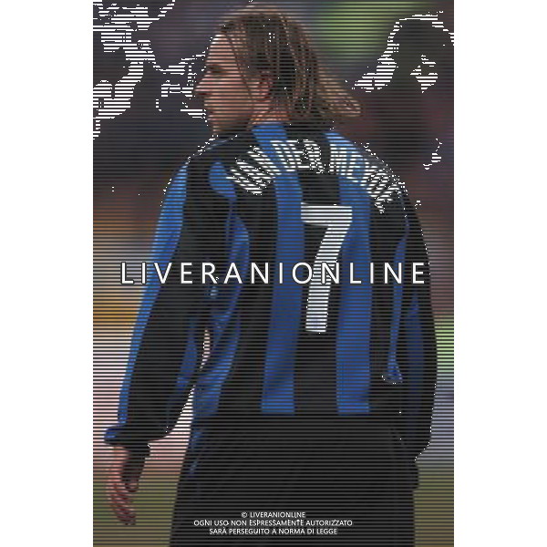Milano 16/02/2005 coppa italia tim 2004/05 inter-atalanta 3:0 nella foto van der meyde ph marco luzzani/ag aldo liverani s.a.s.