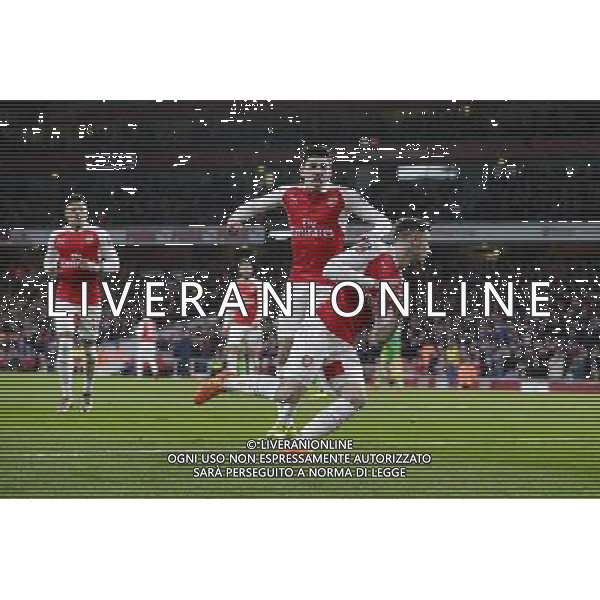 GOAL CELEBRATION - Arsenal\'s Aaron Ramsey celebrates scoring his sides second goal with team mate Hector Bellerin Photographer Craig Mercer/CameraSport Football - The FA Cup Third Round - Arsenal v Sunderland - Saturday 9th January 2016 - Emirates Stadium - London © CameraSport - 43 Linden Ave. Countesthorpe. Leicester. England. LE8 5PG - Tel: +44 (0) 116 277 4147 - admin@camerasport.com - www.camerasport.com AG ALDO LIVERANI SAS