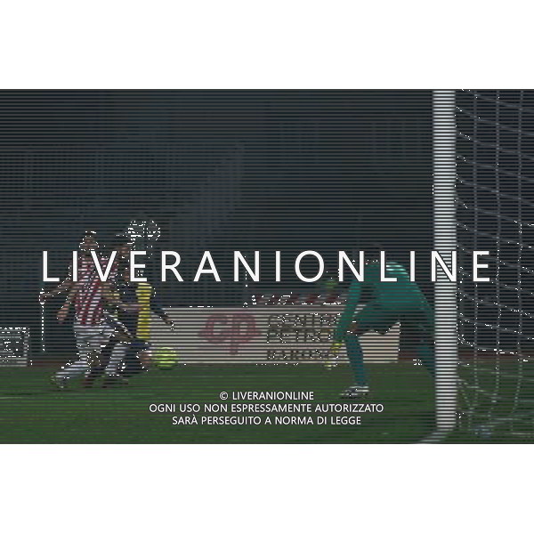 Campionato Lega Pro, Girone B, 17» giornata, SANTARCANGELO vs MACERATESE del 09/01/2016, nella foto, ROSSI, IN AREA, ©CLAUDIO ZAMAGNI/AGENZIA ALDO LIVERANI S.A.S.
