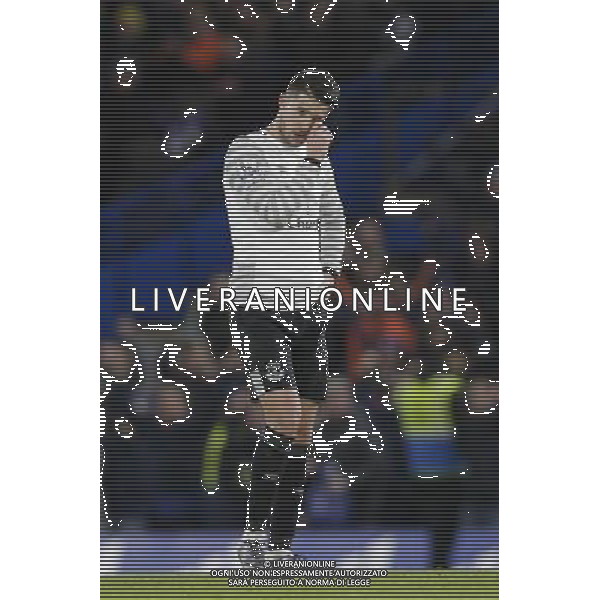 Everton\'s Kevin Mirallas looks dejected after seeing his concede a third goal in the last minute to make the final score 3-3 Photographer Craig Mercer/CameraSport Football - Barclays Premiership - Chelsea v Everton - Saturday 16th January 2016 - Stamford Bridge - London © CameraSport - 43 Linden Ave. Countesthorpe. Leicester. England. LE8 5PG - Tel: +44 (0) 116 277 4147 - admin@camerasport.com - www.camerasport.com AG ALDO LIVERANI SAS