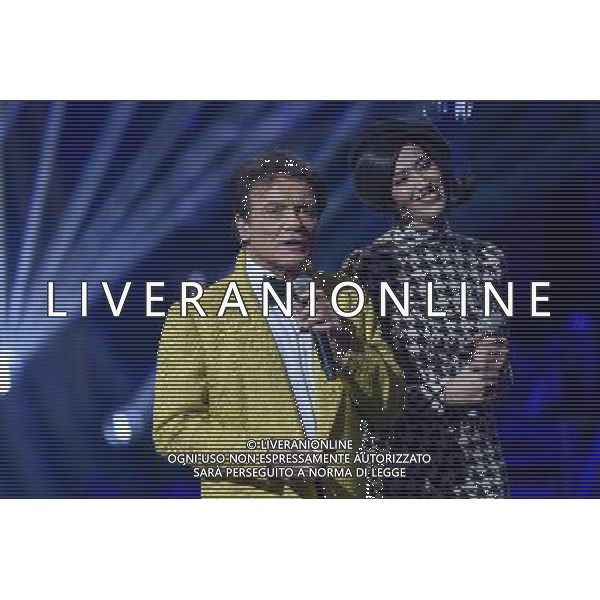 Trasmissione TV \' Sogno e son desto 3 \' Roma - 16.01.2016 - Studi Rai De Paolis - nella foto: Massimo Ranieri e Nina Zilli / Ph. Corradetti - Ag. Aldo Liverani sas Â©Corradetti / AGENZIA ALDO LIVERANI SAS