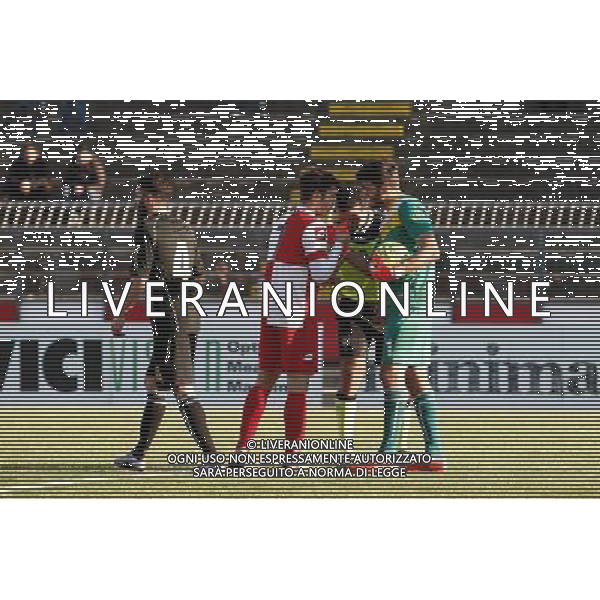 Campionato Lega Pro, Girone B, 18Âª giornata, RIMINI vs TUTTOCUOIO del 17/01/2016, nella foto: BIFULCO E ALFREDO ED ESPOSITO RAFFAELE, SI RIAPPACIFICANO IN AREA, Â©CLAUDIO ZAMAGNI/AGENZIA ALDO LIVERANI S.A.S.