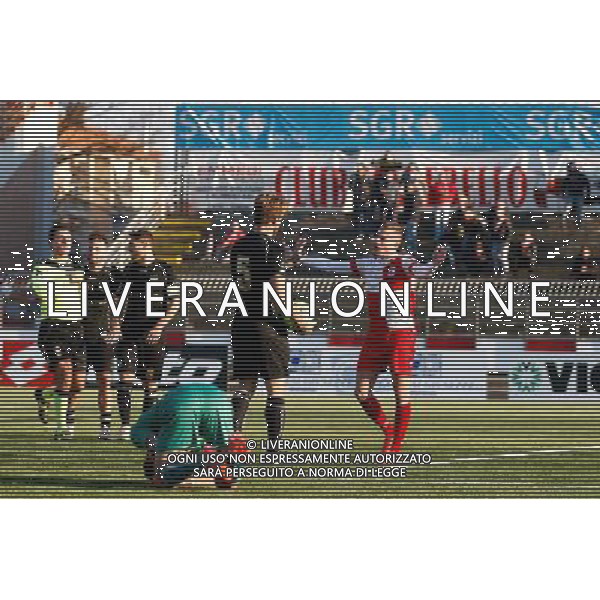 Campionato Lega Pro, Girone B, 18Âª giornata, RIMINI vs TUTTOCUOIO del 17/01/2016, nella foto: ALBERTINI, CHEDE SCUSA, PER IL FALLO, Â©CLAUDIO ZAMAGNI/AGENZIA ALDO LIVERANI S.A.S.