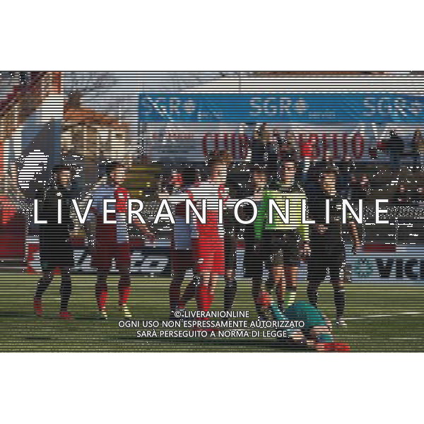 Campionato Lega Pro, Girone B, 18Âª giornata, RIMINI vs TUTTOCUOIO del 17/01/2016, nella foto: ALBERTINI, CHEDE SCUSA, PER IL FALLO, Â©CLAUDIO ZAMAGNI/AGENZIA ALDO LIVERANI S.A.S.