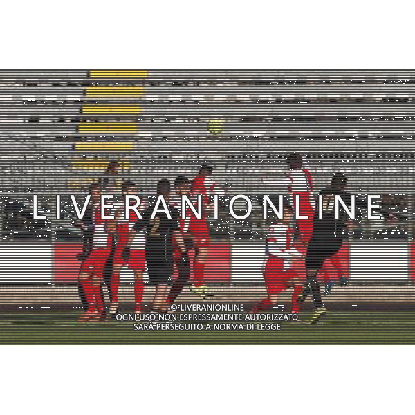 Campionato Lega Pro, Girone B, 18Âª giornata, RIMINI vs TUTTOCUOIO del 17/01/2016, nella foto: PALUMBO COSMO, BATTE LA PUNIZIONE, Â©CLAUDIO ZAMAGNI/AGENZIA ALDO LIVERANI S.A.S.