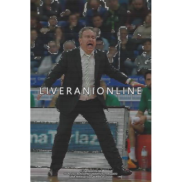 Lega Basket serie A, 1» giornata di ritorno, Consultinvest Pesaro vs Sidigas Avellino 18/01/2016 nella foto: IL COACH SACRIPANTI, URLA, ©CLAUDIO ZAMAGNI/AGENZIA ALDO LIVERANI S.A.S.