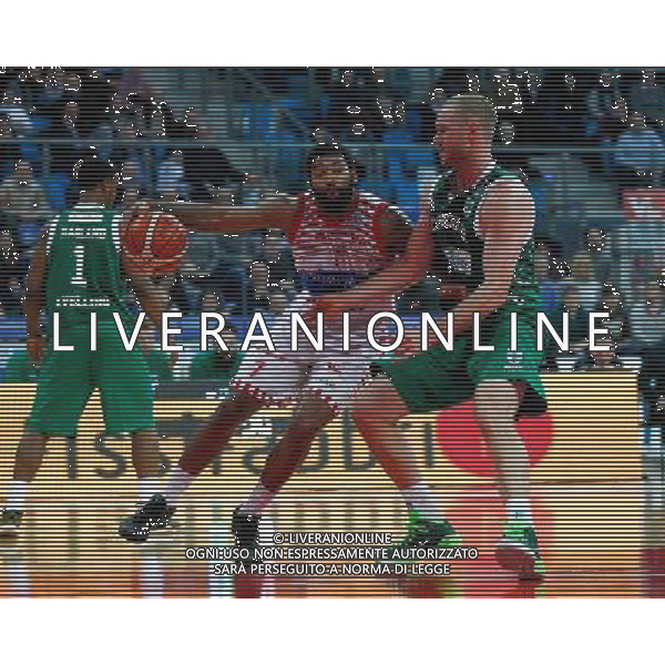 Lega Basket serie A, 1» giornata di ritorno, Consultinvest Pesaro vs Sidigas Avellino 18/01/2016 nella foto: LACEY MARCATO DA LEUNEN, ©CLAUDIO ZAMAGNI/AGENZIA ALDO LIVERANI S.A.S.