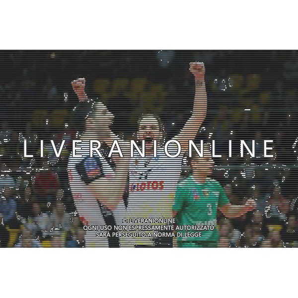 Gdynia, Gdynia Arena 21.01.2016 PLUSLIGA PLPS SIATKOWKA LIGA MISTRZOW CEV MEZCZYZN LOTOS TREFL GDANSK MECZ Lotos Trefl Gdansk vs DHL Modena CEV VOLLEYBALL CHAMPIONS LEAGUE GAME Lotos Trefl Gdansk vs DHL Modena NZ radosc celebration , marco falaschi , milosz hebda , FOT. WOJCIECH FIGURSKI / 058sport.pl / NEWSPIX.PL --- Newspix.pl / AGENZIA ALDO LIVERANI SAS - ITALY ONLY EDITORIAL USE ONLY