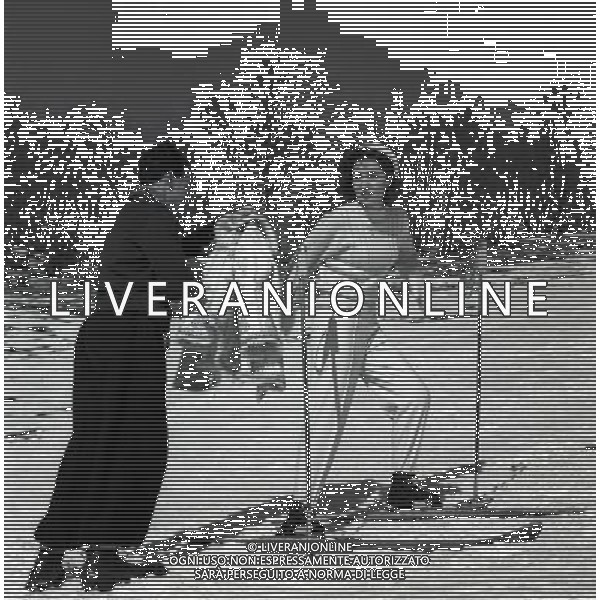 GINA LOLLOBRIGIDA Gennaio 1949 Monte Terminillo (Rieti) NEL GIORNO DEL SUO MATRIMONIO CON MILKO SKOFIC AG ALDO LIVERANI SAS
