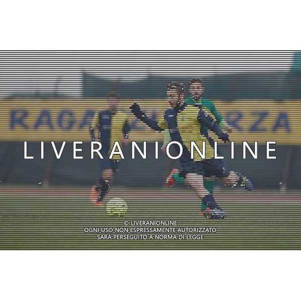 Campionato Lega Pro, Girone B, 19Âª giornata, SANTARCANGELO vs CARRARESE del 23/01/2016, nella foto: VENITUCCI, RECUPERA LA PALLA,Â©CLAUDIO ZAMAGNI/AGENZIA ALDO LIVERANI S.A.S./ AGENZIA ALDO LIVERANI SAS