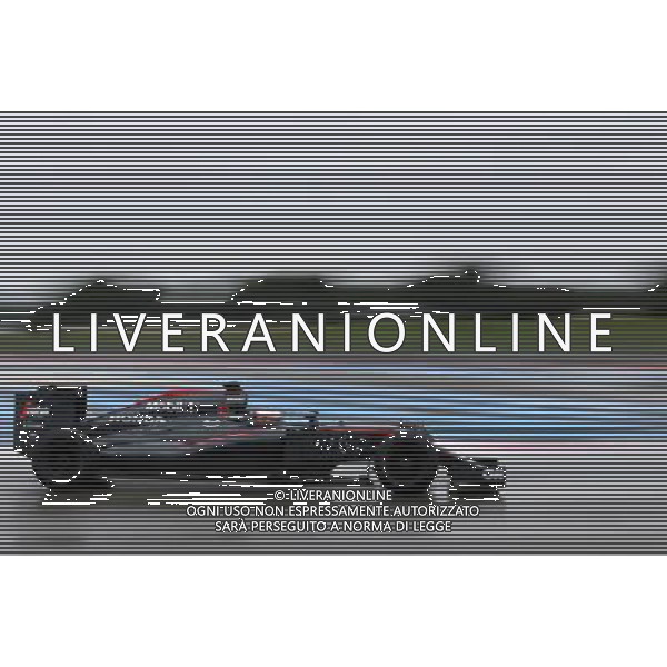 Stoffel Vandoorne (BEL), third driver, McLaren F1 Team 25.01.2016. Formula One Pirelli Wet Weather Testing, Paul Ricard, France. Monday. /AGENZIA ALDO LIVERANI Sas - ITALY ONLY - EDITORIAL USE ONLY