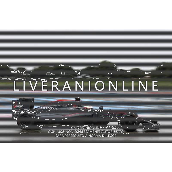 Stoffel Vandoorne (BEL), third driver, McLaren F1 Team 25.01.2016. Formula One Pirelli Wet Weather Testing, Paul Ricard, France. Monday. /AGENZIA ALDO LIVERANI Sas - ITALY ONLY - EDITORIAL USE ONLY