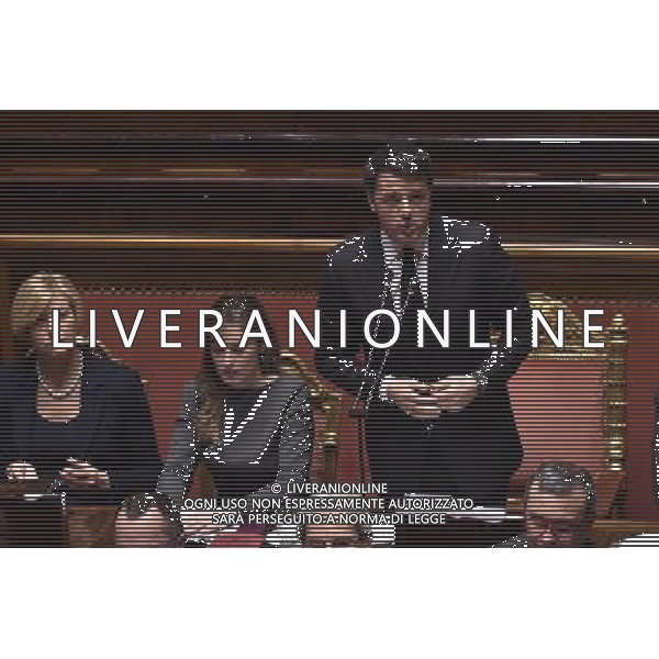 Discussione della mozione di sfiducia al Governo Renzi - Palazzo Madama - Roma - 27.01.2016 nella foto: Maria Elena Boschi con Matteo Renzi / Ph.Corradetti - Ag. Aldo Liverani Sas 