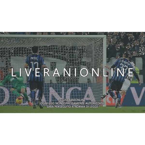 Coppa Italia TIM Cup 2015/2016 Semifinale Andata Torino - 27.01.2016 Juventus-Inter Nella Foto: il gol di dybala del 3-0 /Ph.Vitez-Ag. Aldo Liverani