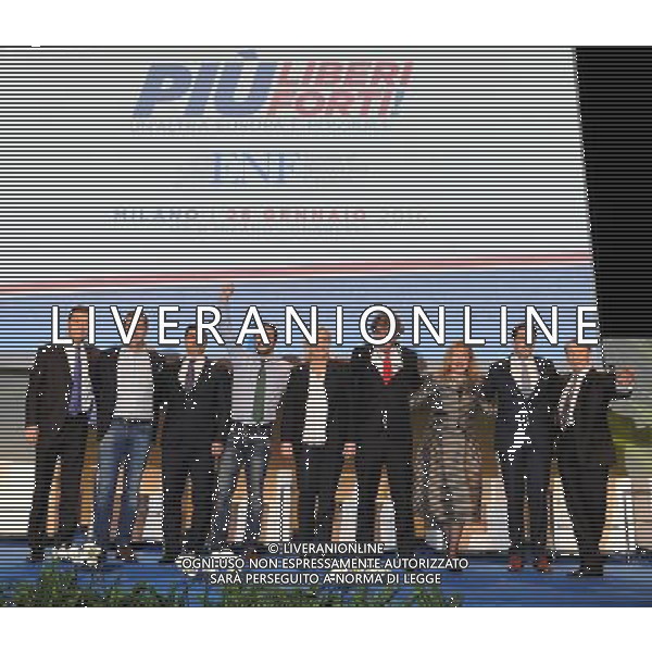 Covegno Enf Europe of Nations and Freedom - Piu\' liberi piu\' forti. Un\'altra Europa e\' possibile Milano - 28.01.2016 Nella Foto:Matteo Salvini e Marie Le Pen e i rappresentanti del ENF /Ph.Vitez-Ag. Aldo Liverani