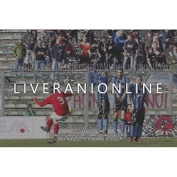 ANCONA vs PISA, Campionato di Calcio Lega Pro, Girone B, 20» giornata, 31/01/2016, nella foto: PEDRELLI, BATTE LA PUNIZIONE, ph.Claudio Zamagni/AGENZIA ALDO LIVERANI S.A.S.