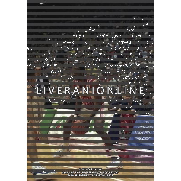 MILANO FINALE SCUDETTO STEFANEL MILANO .TEAM SISTEM BOLOGNA 1996 NELLA FOTO Rolando Blackman AG ALDO LIVERANI SAS