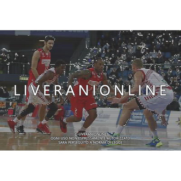 Lega Basket serie A, 3» giornata di ritorno, Consultinvest Pesaro vs Openjobmetis Varese 31/01/2016 nella foto: WAYS, CERCA UNO SPIRAGLIO, ph.CLAUDIO ZAMAGNI/AGENZIA ALDO LIVERANI S.A.S.