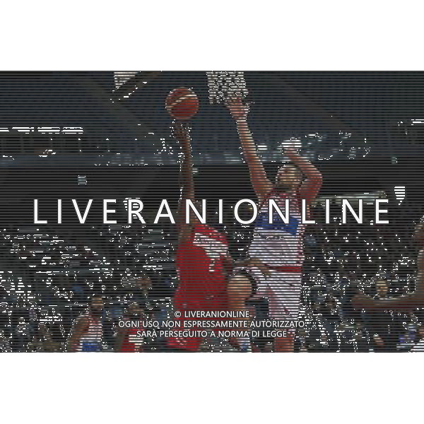 Lega Basket serie A, 3» giornata di ritorno, Consultinvest Pesaro vs Openjobmetis Varese 31/01/2016 nella foto: WAYNS E LYDEKA AL FERRO, ph.CLAUDIO ZAMAGNI/AGENZIA ALDO LIVERANI S.A.S.