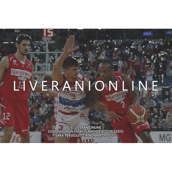 Lega Basket serie A, 3» giornata di ritorno, Consultinvest Pesaro vs Openjobmetis Varese 31/01/2016 nella foto: WAYNS, BASILE, ph.CLAUDIO ZAMAGNI/AGENZIA ALDO LIVERANI S.A.S.