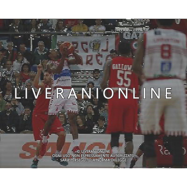 Lega Basket serie A, 3» giornata di ritorno, Consultinvest Pesaro vs Openjobmetis Varese 31/01/2016 nella foto: SHEPHERD, AL TIRO,ph.CLAUDIO ZAMAGNI/AGENZIA ALDO LIVERANI S.A.S.
