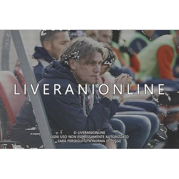 RIMINI vs LUPA ROMA, Campionato Lega Pro, Girone B, 20» giornata, 30/01/2016, nella foto: L\'ALLENATORE ALESSANDRO CUCCIARI, PENSIEROSO, ph.Claudio Zamagni/AGENZIA ALDO LIVERANI S.A.S.