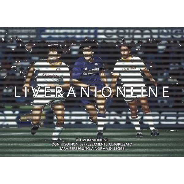 Oscar Alberto Dertycia calciatore con la maglia della Fiorentina nel 1989/1990 - retrospettiva nella foto con Antonio Comi (Roma) ©Archivio / Ag. Aldo Liverani Sas