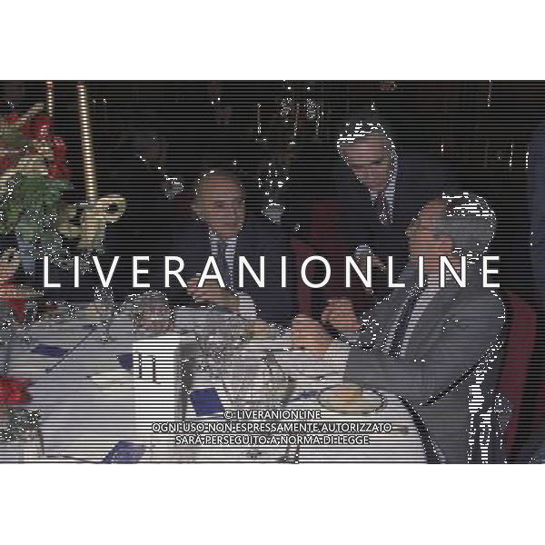 MILANO 16-12-1997 HOTEL PRINCIPE DI SAVOIA FESTA DELLA LEGA CALCIO NELLA FOTO FERLAINO CARRADO CON MARIO SCANCERTI E CANDIDO CANNAVO AG ALDO LIVERANI SAS