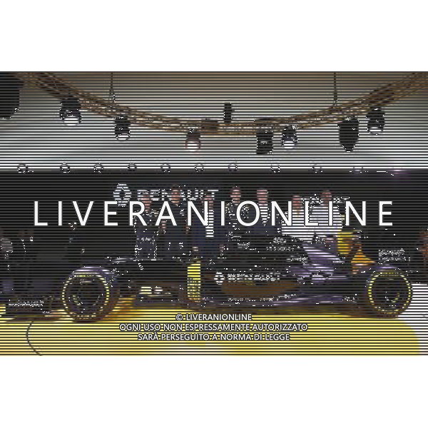 (L to R): Kevin Magnussen (DEN) Renault Sport Formula One Team; Esteban Ocon (FRA) Renault Sport Formula One Team Test Driver; Carlos Ghosn (FRA) Chairman of Renault; Jolyon Palmer (GBR) Renault Sport Formula One Team; Jerome Stoll (FRA) Renault Sport F1 President; Frederic Vasseur (FRA) Renault Sport Formula One Team Racing Director; Cyril Abiteboul (FRA) Renault Sport F1 Managing Director. 03.02.2016. Renault Sport Formula One Team RS16 Launch, Renault Technocentre, Paris, France. / Ag. Aldo Liverani Sas - Italy only editorial use only