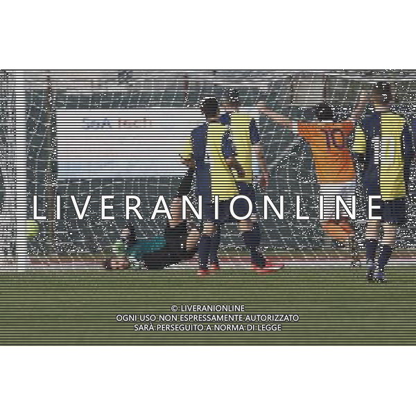 SANTARCANGELO vs PISTOIESE, Campionato di Calcio Lega Pro, Girone B, 21Âª giornata, 07/02/2016, nella foto: L\'ESULTANZA DI COLOMBO, ph.CLAUDIO ZAMAGNI/AGENZIA ALDO LIVERANI S.A.S.