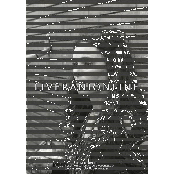 1971 SCENA DEL FILM L\'ARCADIA CON LUCIA BOSE\' NELLA FOTO LUCIA BOSE\' SUL SET DEL FILM L\'ARCADIA AG ALDO LIVERANI SAS