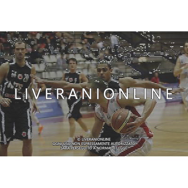 Basket serie B, Girone A, 20» giornata, NTS Basket Rimini Crabs vs Tramec Cento, 07/02/2016, nella foto: CONTENTO, MARCATO DA PEREZ, Ph.CLAUDIO ZAMAGNI/AGENZIA ALDO LIVERANI S.A.S.