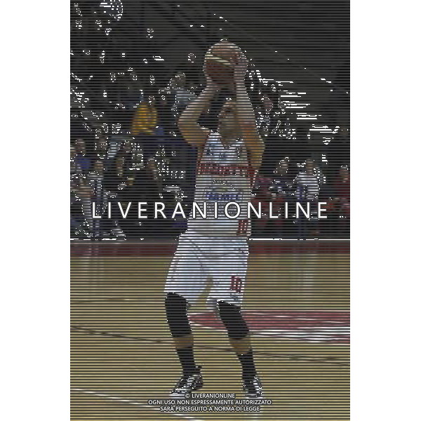 Basket serie B, Girone A, 20» giornata, NTS Basket Rimini Crabs vs Tramec Cento, 07/02/2016, nella foto: MARCO CONTENTO AL TIRO, Ph.CLAUDIO ZAMAGNI/AGENZIA ALDO LIVERANI S.A.S.