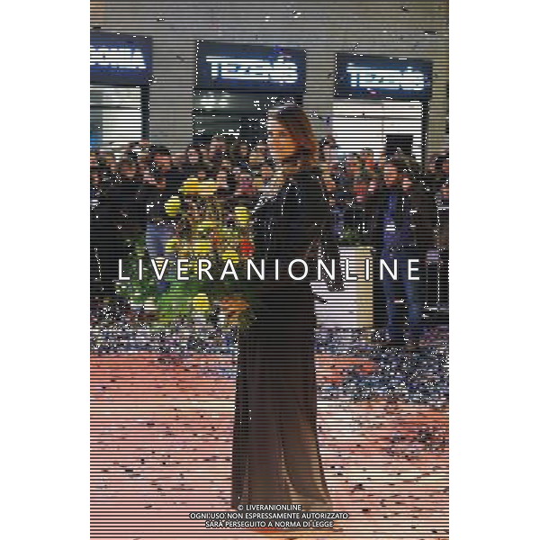 66mo Festival della canzone italiana SanRemo 08 febbraio 2016 nella foto la sfilata sulla passerella del red carpet dei cantanti partecipanti al teatro Ariston - Irene Fornaciari Â©Gazzaniga / AGENZIA ALDO LIVERANI SAS 