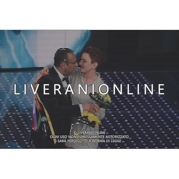 PRIMA SERATA 66mo FESTIVAL DELLA CANZONE ITALIANA DI SANREMO 09 FEBBRAIO 2016 NELLA FOTO CARLO CONTI CON ARISA ©GAZZANIGA / AGENZIA ALDO LIVERANI SAS 