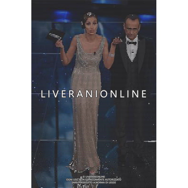 PRIMA SERATA 66mo FESTIVAL DELLA CANZONE ITALIANA DI SANREMO 09 FEBBRAIO 2016 NELLA FOTO CARLO CONTI CON MADALINA GHENEA ©GAZZANIGA / AGENZIA ALDO LIVERANI SAS 