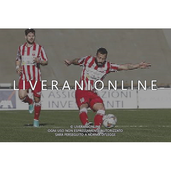 F.C. FORLí vs F.C.D. ALTOVICENTINO, Campionato di Calcio Serie D, Girone D, 26» giornata, 10/02/2016, nella foto: SPINOSA, CARICA IL TIRO, ph.CLAUDIO ZAMAGNI/AGENZIA ALDO LIVERANI S.A.S.