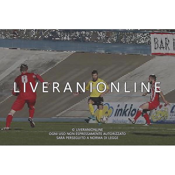 F.C. FORLí vs F.C.D. ALTOVICENTINO, Campionato di Calcio Serie D, Girone D, 26» giornata, 10/02/2016, nella foto: GRITTI, SALE CON A PALLA, ph.CLAUDIO ZAMAGNI/AGENZIA ALDO LIVERANI S.A.S.