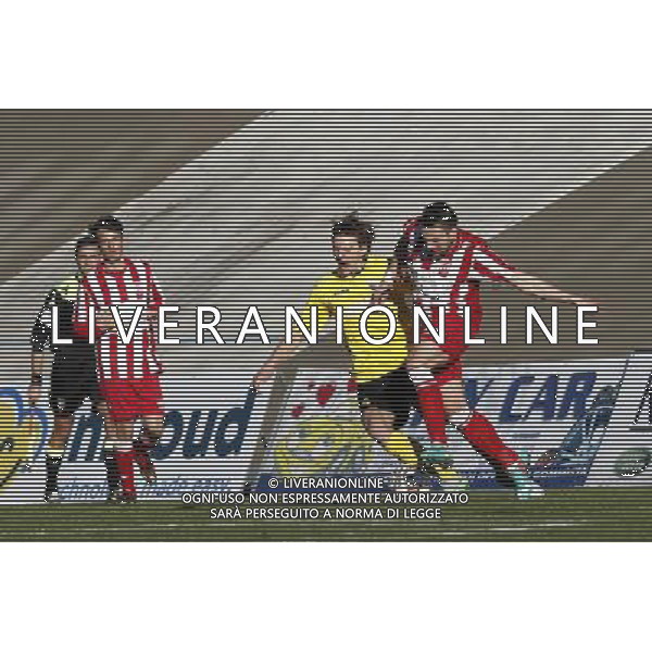 F.C. FORLí vs F.C.D. ALTOVICENTINO, Campionato di Calcio Serie D, Girone D, 26» giornata, 10/02/2016, nella foto:RUBBO, VIENE ATTERRATO, ph.CLAUDIO ZAMAGNI/AGENZIA ALDO LIVERANI S.A.S.