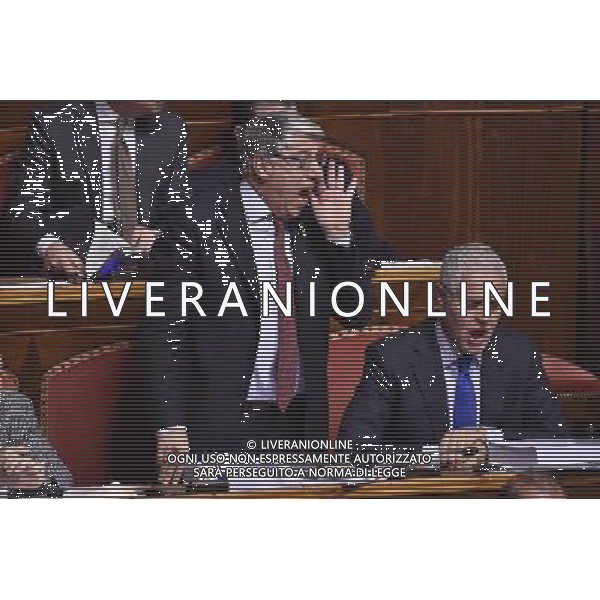 Palazzo Madama discussione del disegno di legge Regolamentazione delle unioni civili tra persone dello stesso sesso e disciplina delle convivenze Roma - 10.02.2016 - nella foto: Carlo Giovanardi e Roberto Formigoni protesta nei confronti del presidente Pietro Grasso - roberto formigoni / Ph. Corradetti - Ag. Aldo Liverani Sas / AGENZIA ALDO LIVERANI SAS 