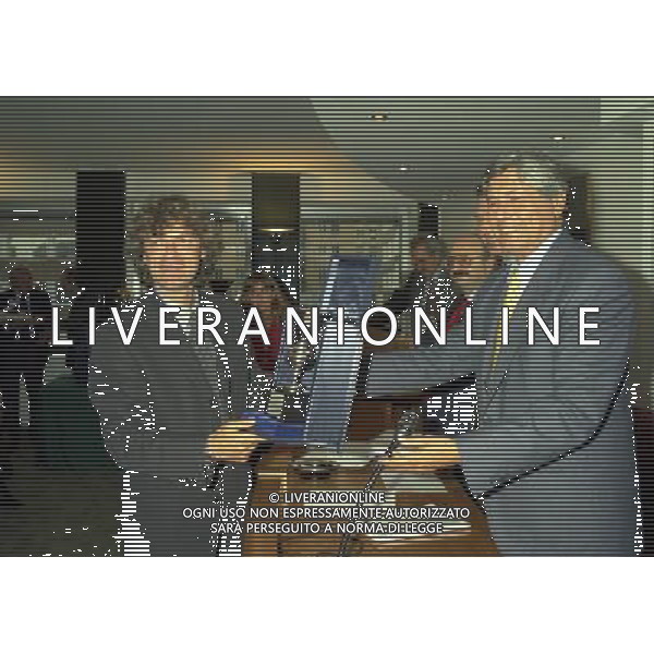 MILANO 25-10-1996 LEGA CALCIO VIA ROSSELLINI PREMIAZIONE SOCIETA E PRESIDENTI NELLA FOTO LUCIANO NIZZOLA E GIANCARLO ANTOGNONI AG ALDO LIVERANI SAS