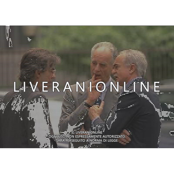 MILANO- 03-06-1998 LEGA CALCIO VIA ROSSELLINI RIUNIONE PRESIDENTI NELLA FOTO MASSIMO MORATTI CON SANDRO MAZZOLA E GIAN MARIA VISCONTI DI MODRONE AG ALDO LIVERANI SAS